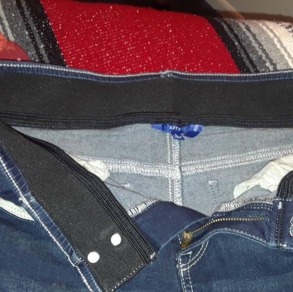 Apt.9 Bermuda short-NWOT - Picture 4 of 4